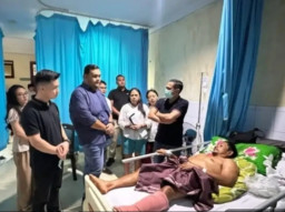 Ketua TIDAR Sulut Datang di Tengah Tangis Korban Drag Race, Bawa Doa dan Harapan di RSUP Kandou