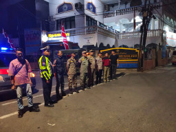 Polsek Semampir dan Satpol PP Sisir Bulak Rukem-Bulaksari, Jaga Kamtibmas Tetap Kondusif