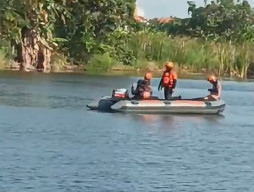 Hendak Selamatkan Pancing, Pria 45 Tahun Tenggelam di Tambak Menganti