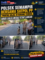 Polsek Semampir Bersama Satpol PP Pantau Anjal di Karang Tembok, Arus Lalu Lintas Tetap Lancar