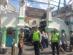Patroli Harkamtibmas Polsek Semampir Sasar Nyamplungan, Antisipasi Parkir Liar hingga 3C