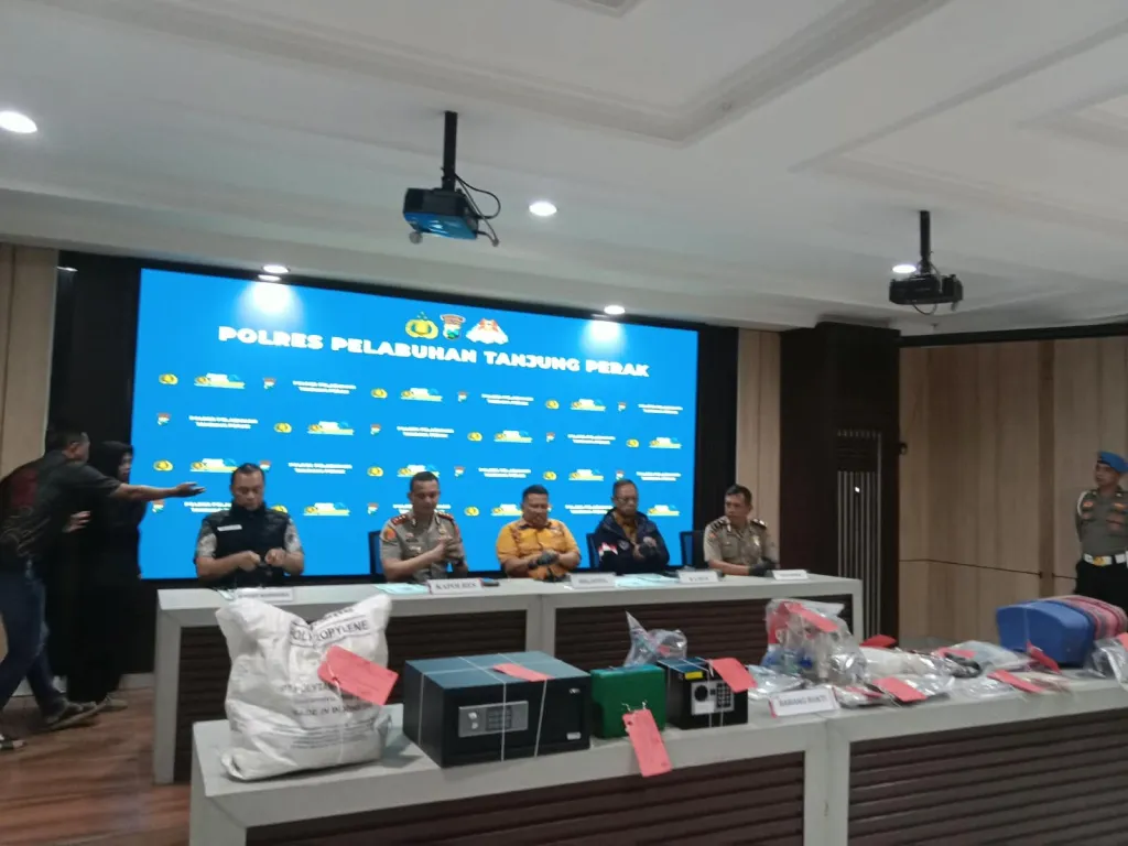 Pemkot Surabaya Berkomitmen Jadikan Jalan Kunti sebagai Kampung Bersinar, Dorong Pemberdayaan Warga