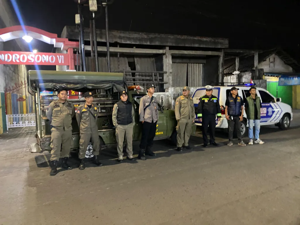 Polsek Semampir Bersama Satpol PP Intensifkan Patroli Harkamtibmas, Antisipasi 3C